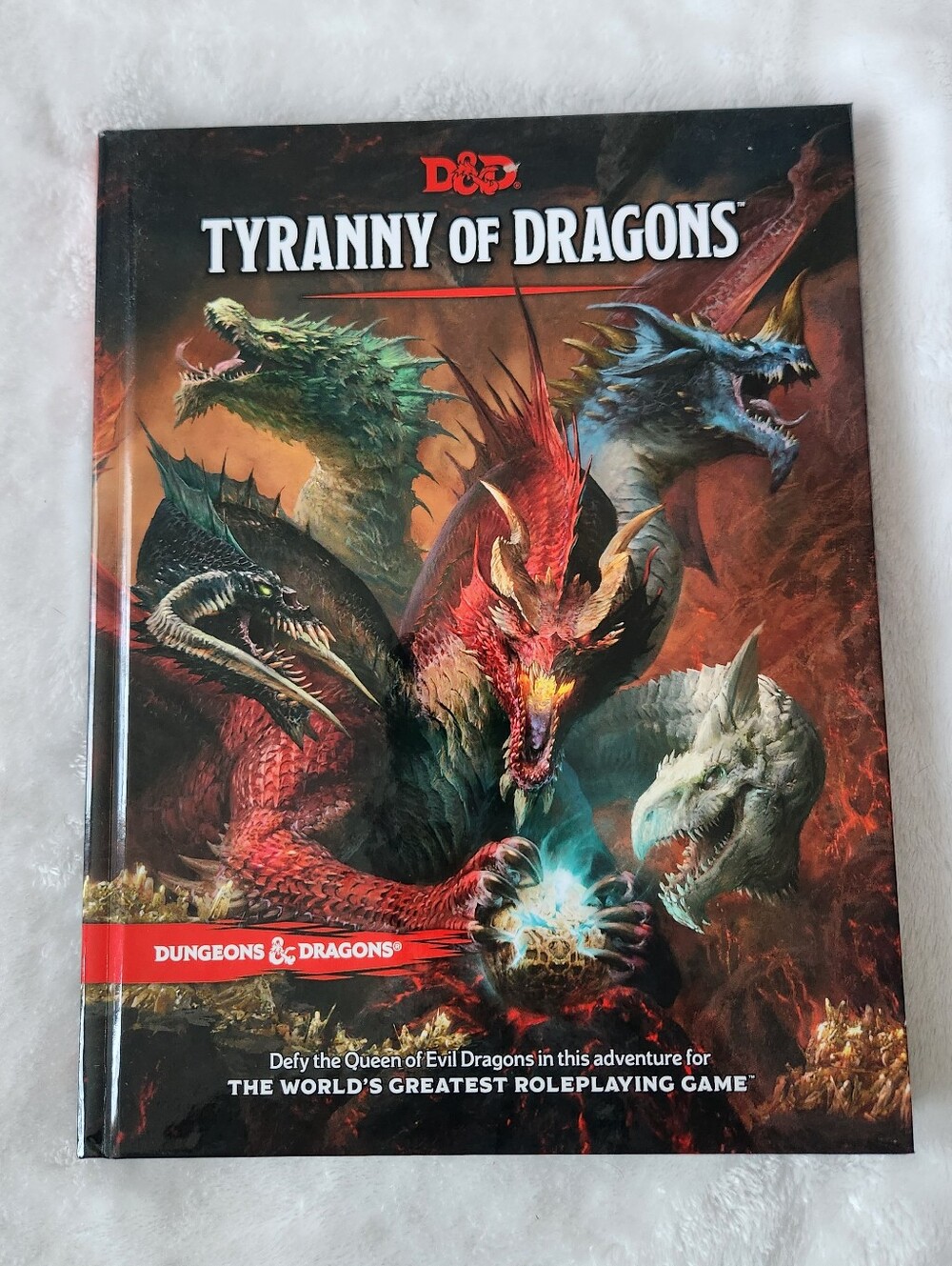 Dungeons and Dragons Tyranny of Dragons Hardcover D&D 5e Adventure Book Like New